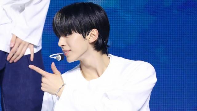 TWS Debut Showcase 'Sparkling Blue' - BFF (Dohoon FOCUS)