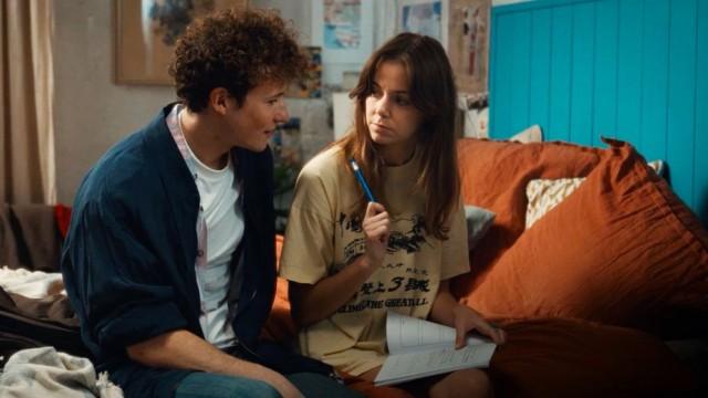 Fleur & le mec très jeune