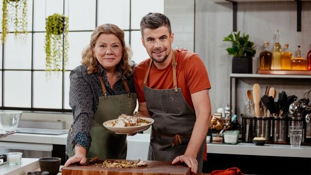 Poitrine de dinde en croûte de graines de tournesol et d'herbes / Purée de pommes de terre