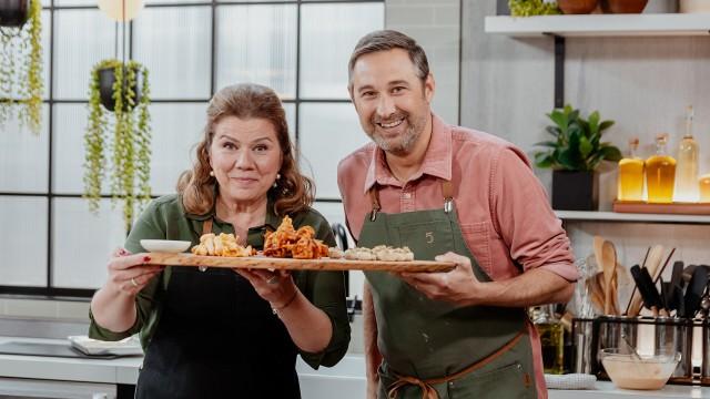 Champignons farcis / Bhajis oignons / Fromage tortillon tempura