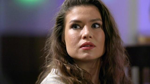 Vivien versucht, sich emotional von Tobias zu lösen