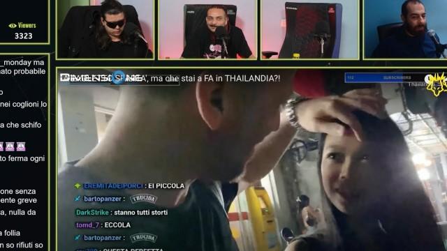questo STREAMER FA LO SCHIFO in THAILANDIA… | Cerbero Podcast #2158