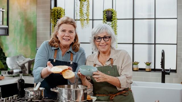 Soupe à la courge et au lait de coco / Pain au lait de coco