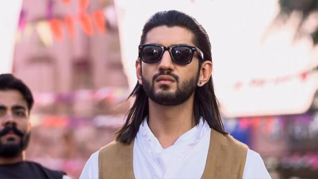 Gauri Clashes with Omkara