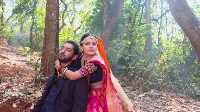 Omkara Is Injured, Faints