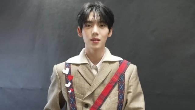 YU JIN SBS Inkigayo Special MC Behind