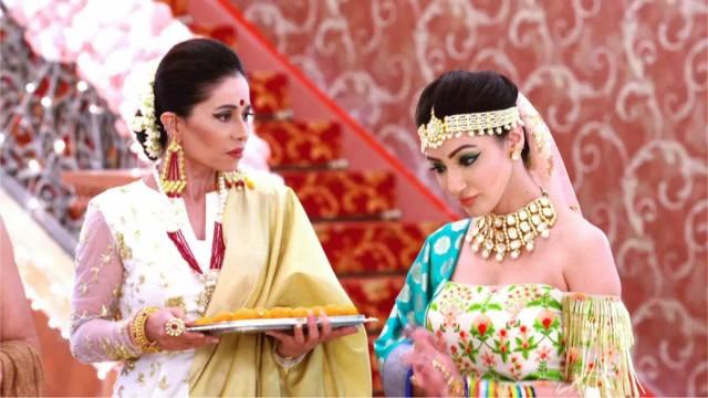 Oberois Humiliate Svetlana