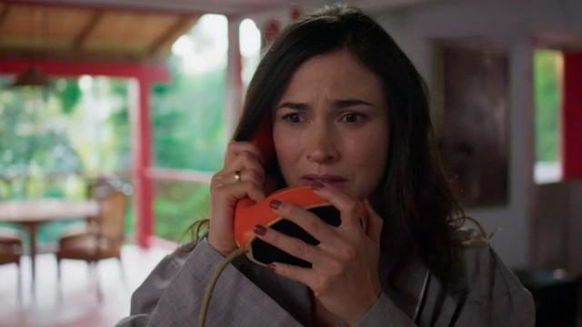 Mariana descubre que Joaquín está casado