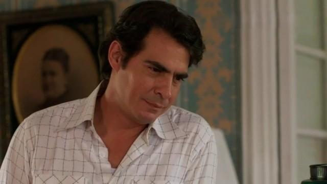 Rogelio descubre el secreto de Mariana y Joaquín