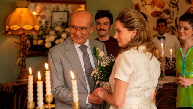Una tragedia interrumpe el matrimonio de Alfredo y Ofelia