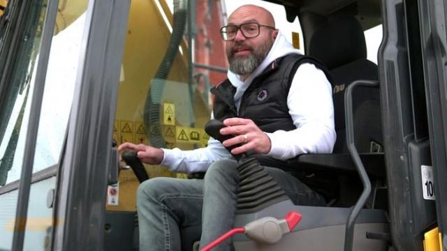 Andreas sucht Auto für Straßenwärter | Spaß-Coupés mit 400 PS | Laura bei Masters of Dirt - Der Buggy-Backflip-Weltrekord