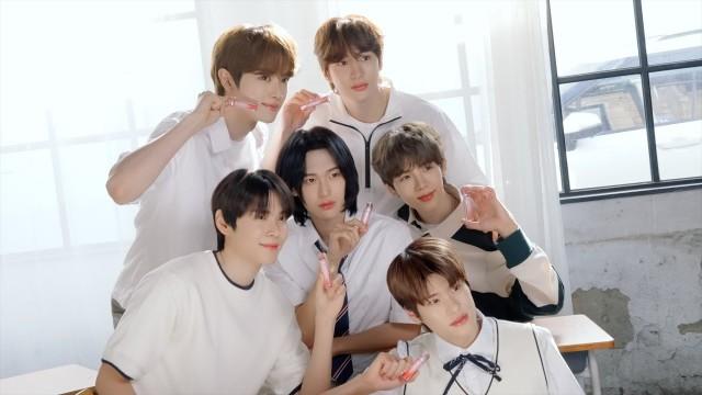 RIIZE ETUDE Ad Behind
