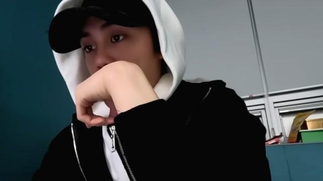 ZB1's 5-Person Osaka Travel Vlog: Editing & Tour Footage