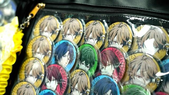 春の池袋でアニメな人々を見つめてみた件