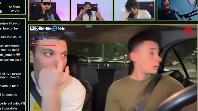 LUCASKING INCIDENTE in MACCHINA DURANTE una LIVE IRL + Israele | Cerbero Podcast #2303