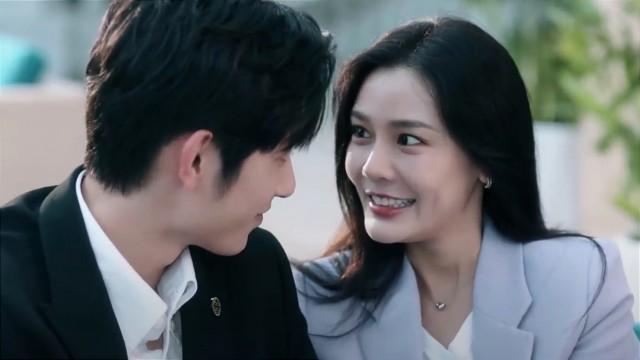 Girlfriend? Girlfriend!