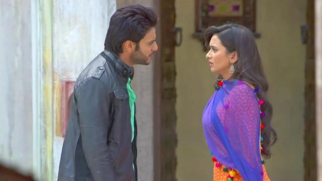Vividha Apologizes to Atharva