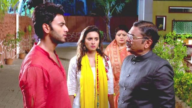 Kailash Gifts his Ring to Atharva