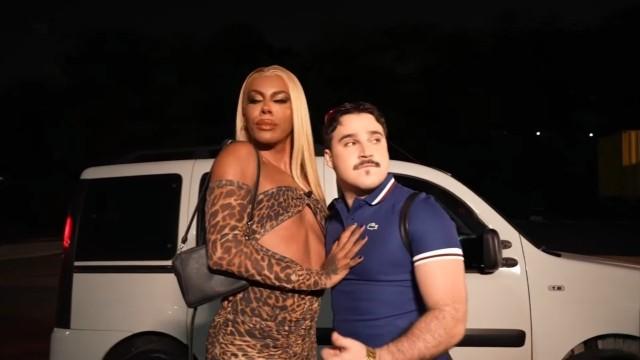 Baladinha sertaneja com os héteros top