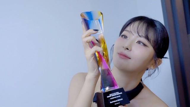 SEULGI's '2023 K Global Heart Dream Awards' Behind