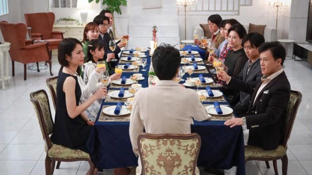 The Slugfest of Wealthy Wives Begins