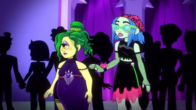 Lagoona & Clawdeen Figure Out Who Took Dracula?