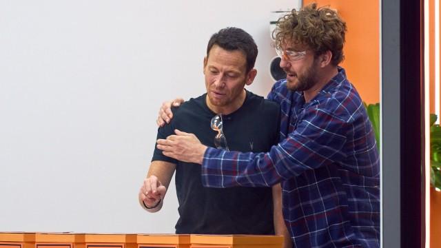 Joe Swash and Seann Walsh v Harriet Kemsley and Lara Ricote (2)