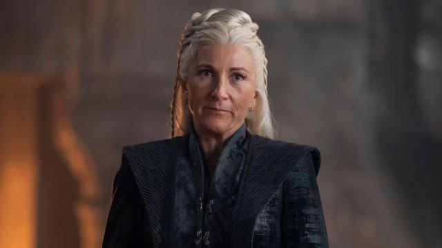 Inside the Episode S2 E4 - The Red Dragon and the Gold
