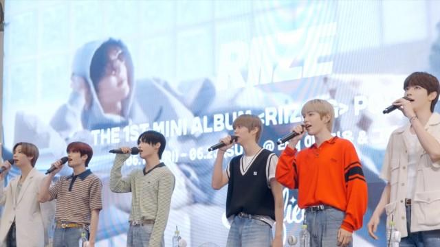 RIIZE 'RIIZING' POP-UP STORE & Fansign Event Behind