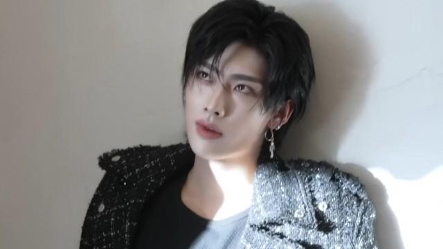 RICKY Madame Figaro Hommes Magazine Shooting Behind