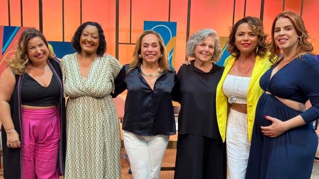 Irene Ravache, Mariana Xavier, Mariana Volker, Verônica Marcílio e Dadá Coelho
