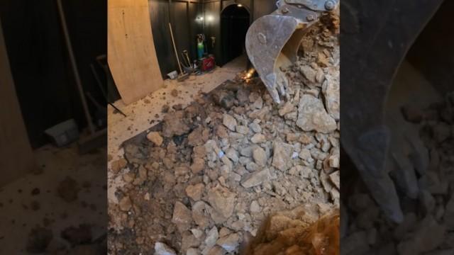 Keeping a BIG HOLE clean!