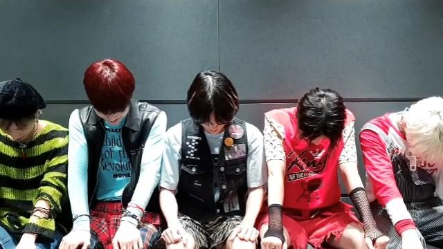 TXT's Official Apology Live for Looking Too Good