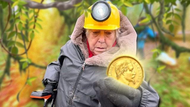 On a trouvé un trésor enterré dans une forêt !