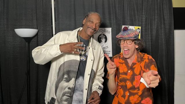 Nardwuar vs. Snoop Dogg (2024)