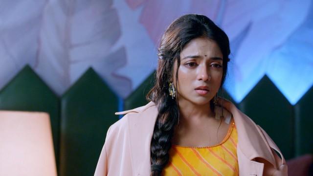 Ayaan Saves Shivangi