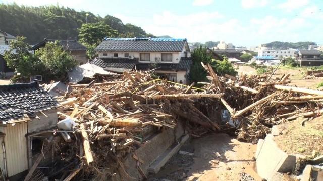 集中豪雨と闘う