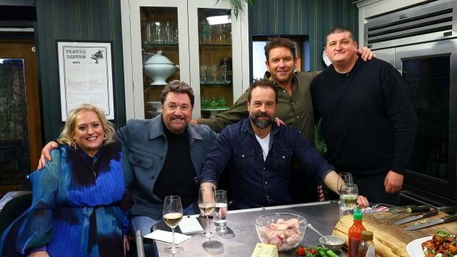 Nov 30, 2024: Michael Ball, Alfie Boe, Si King, Gareth Ward, Alysia Vasey