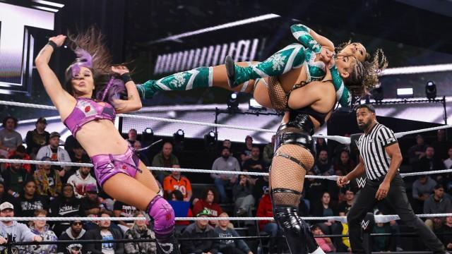 NXT 826