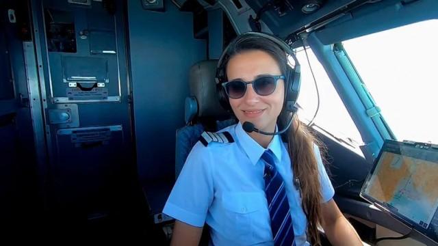 Kapitänin Bengi fliegt Boeing