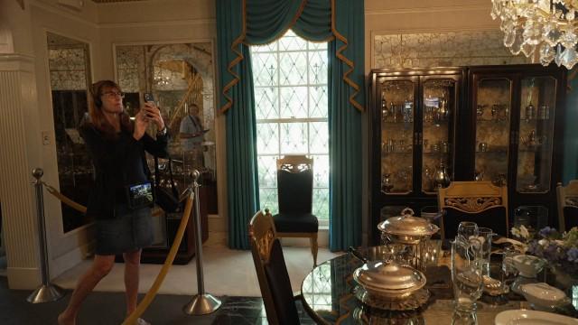 Stealing Graceland