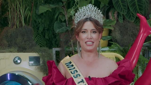 Espelho meu, ela é mais bonita do que eu?