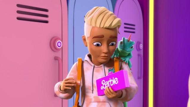 Barbie Gets A Zit - And A Big Idea! 
