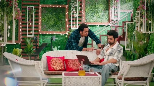 Dnyaneshwari Talks to Jayesh 