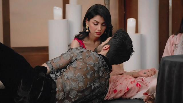 Amruta and Virat Abduct the Officer 