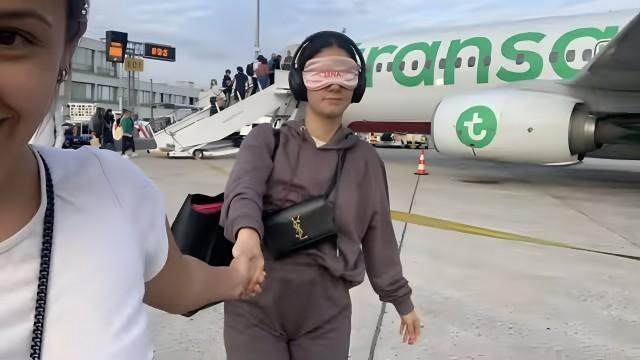 JE PRENDS L'AVION SANS SAVOIR OU JE VAIS