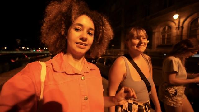 elle voyage de Los Angeles pour nous voir !!!