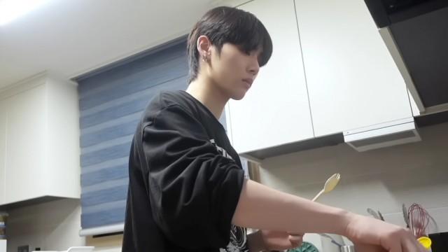 Preparing the Lunchbox for SATs | JAEHYUN & TAESAN & LEEHAN VLOG