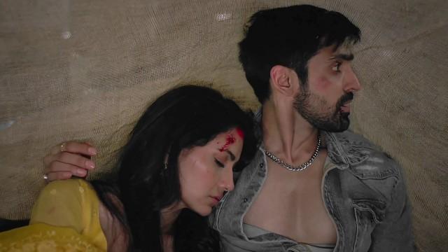 Virat and Amu Try To Escape 