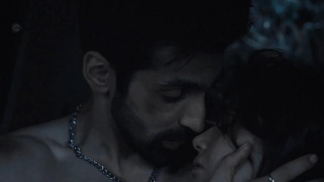 Virat Brings Amu Home